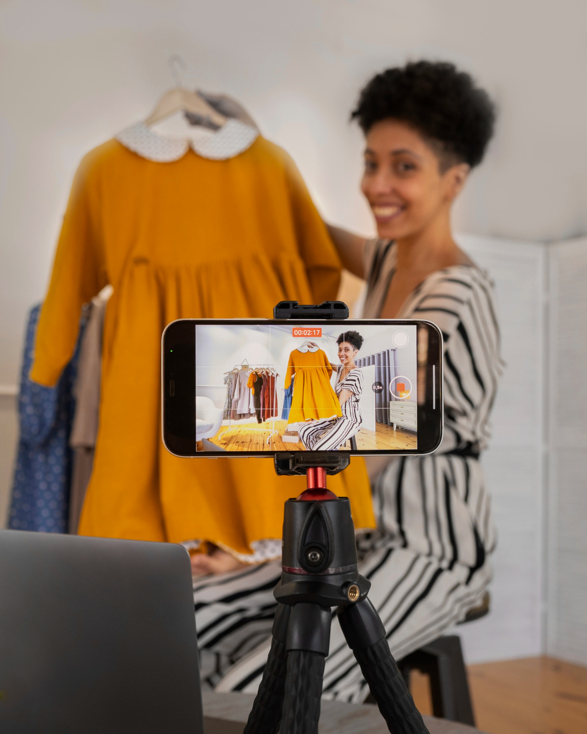 Click, Watch, Shop: Elevating E-commerce with Video Brilliance