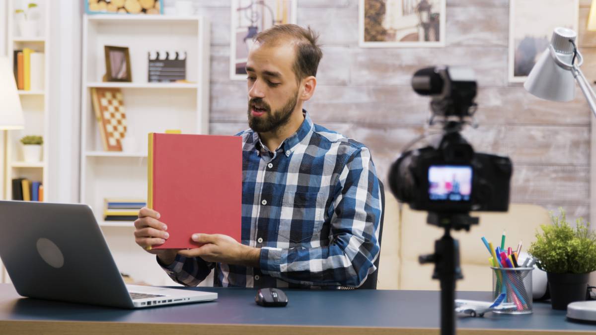 The Complete Guide to Creating and Publishing Reels and TikToks for Local Businesses