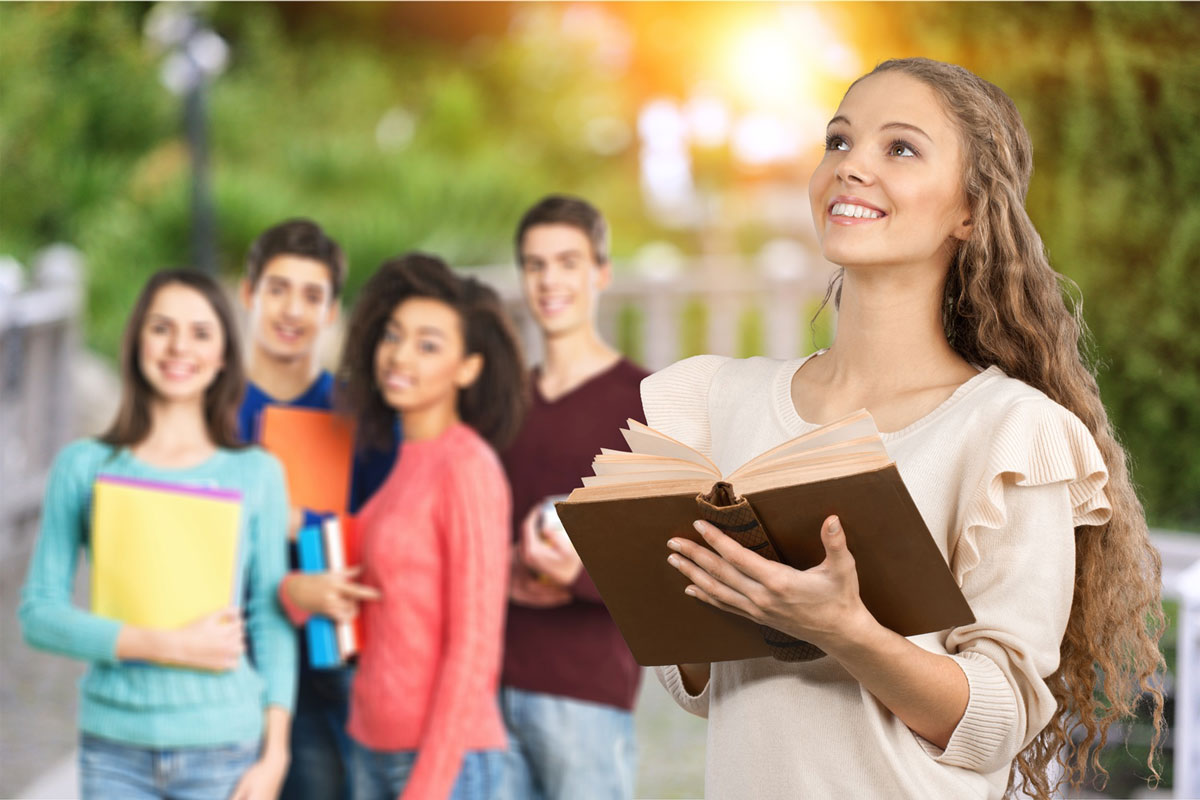 7 Ways to Attract University-Age Youths to Get Them Engaged and Buying from Your Brand