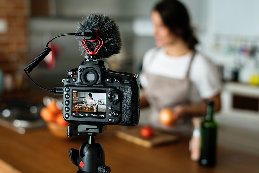 How to Use Video to Sell Anything And Make Money For Your Brand Online